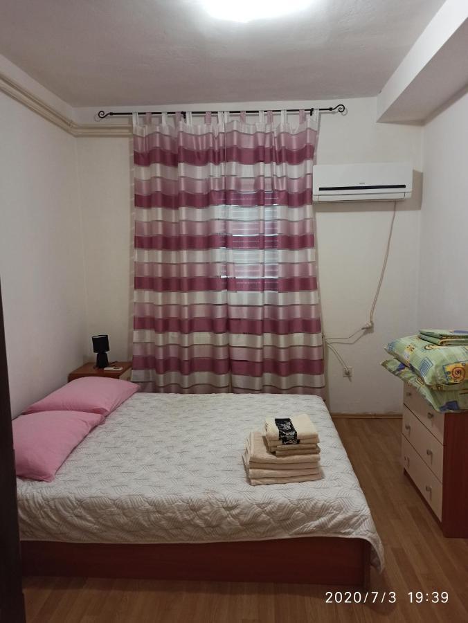 Apartment Knezevic 2 Jadranovo Ngoại thất bức ảnh